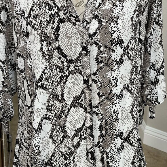 Express Womens Blouse Sz XL Button down 3/4 Sleeve Snake Safari Boho Bohemian - Picture 7 of 16